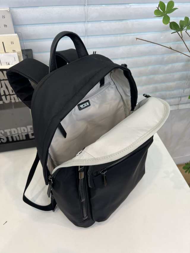 約37cmx29cmx14cmトゥミ TUMI voyageur レディース リュックサック